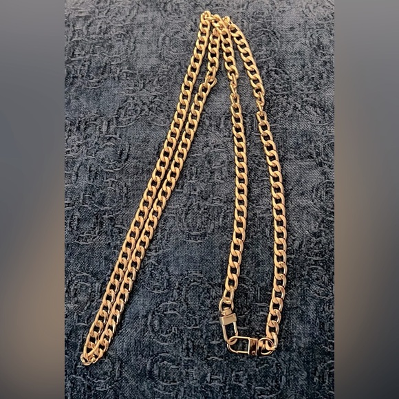 48” Gold Crossbody Bag Chain Necklace Heavy Weight NEW - Picture 2 of 2
